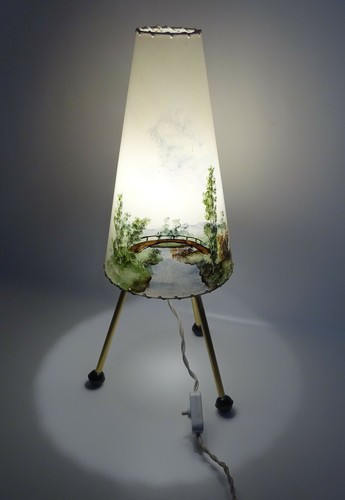 Vintage dreibein tischlampe - vintage,